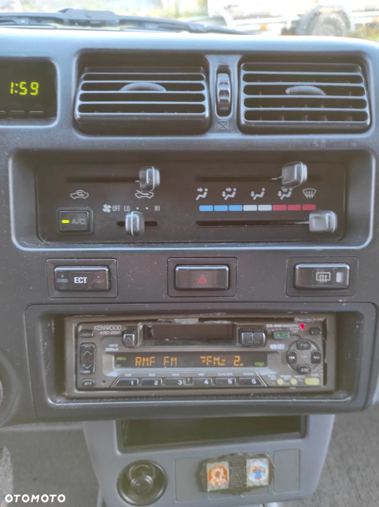 Toyota RAV4 2.0 - 22