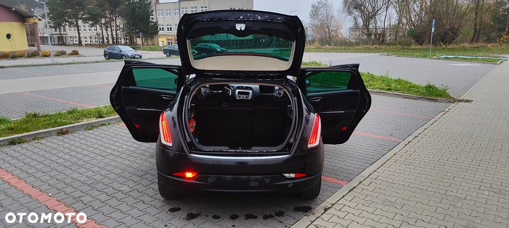 Lancia Delta 1.6 MultiJet 16v Oro - 19