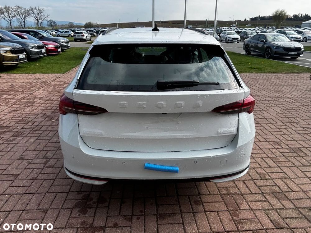 Skoda Octavia 1.5 TSI mHEV Drive Essence DSG - 7