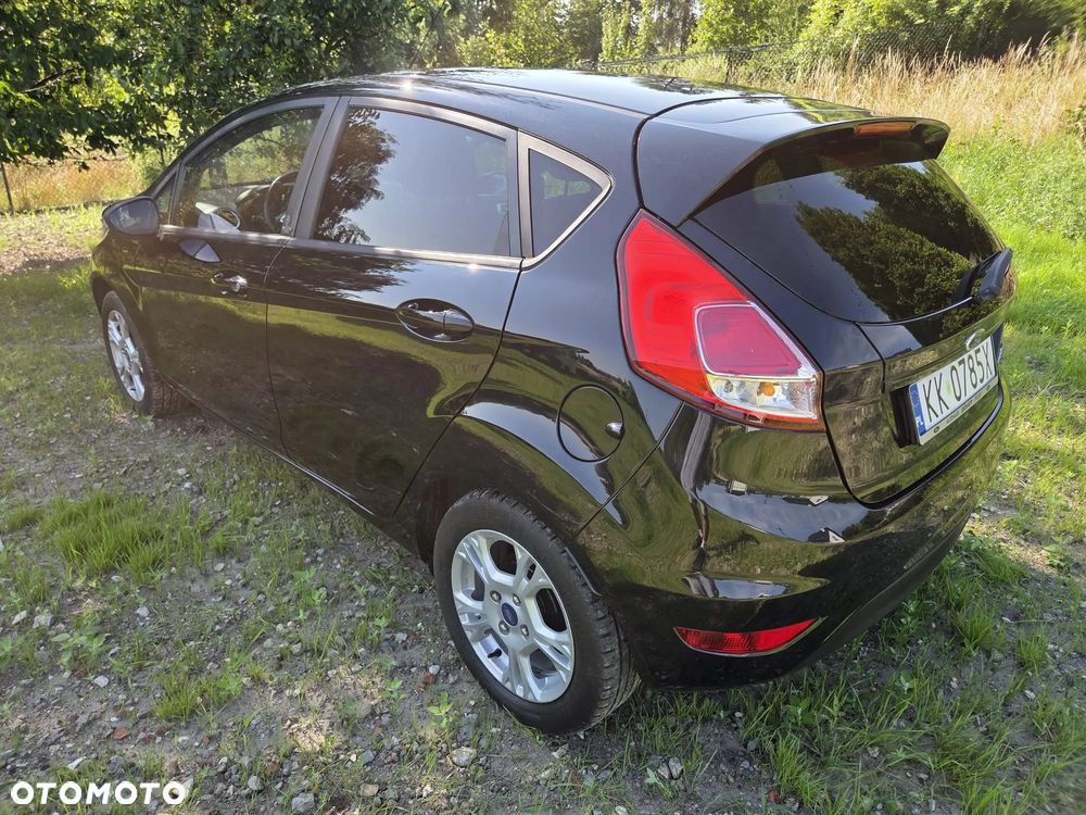 Ford Fiesta 1.25 Champions Edition - 4