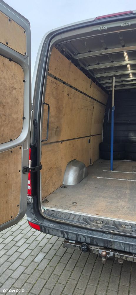 Mercedes-Benz Sprinter - 32