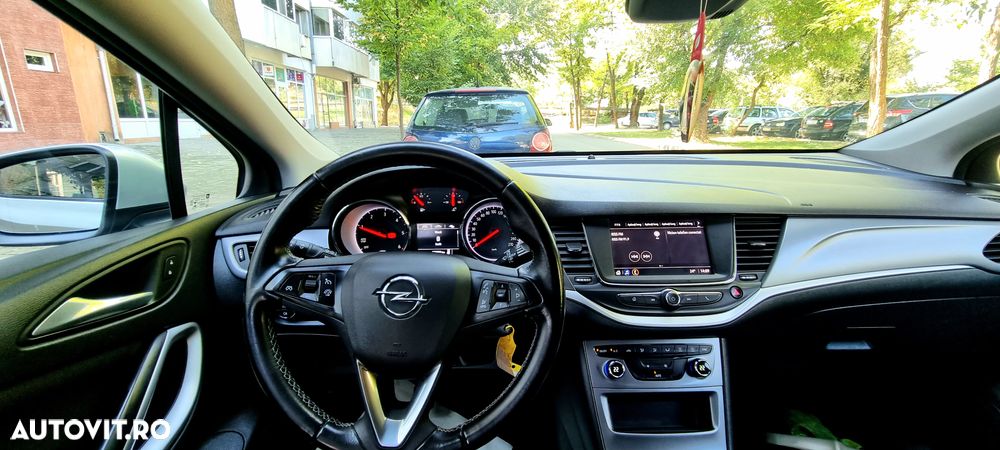 Opel Astra 1.6 D Start/Stop Dynamic - 5