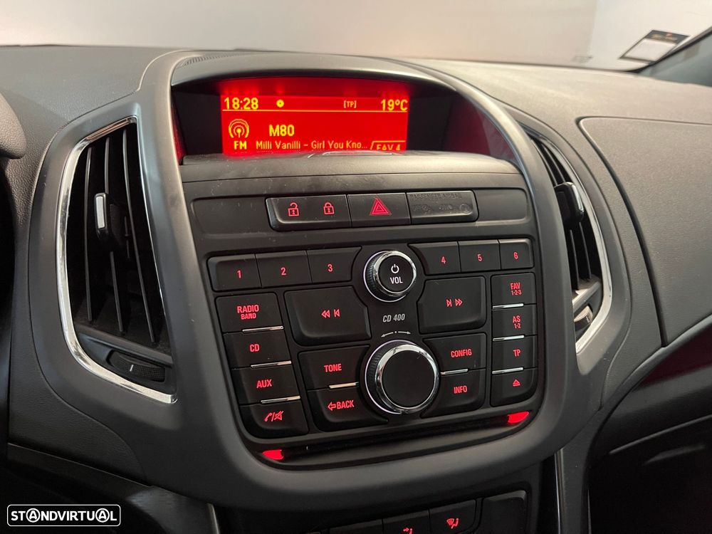 Opel Zafira 2.0 CDTi Cosmo - 23