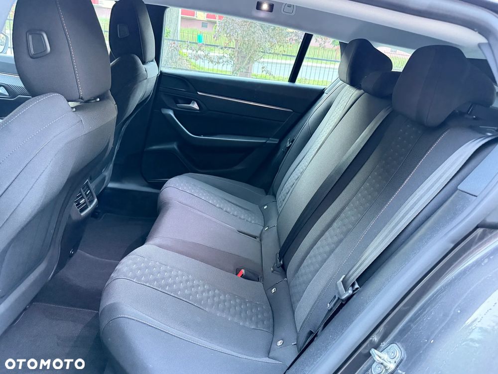 Peugeot 508 1.2 PureTech Active S&S EAT8 - 22