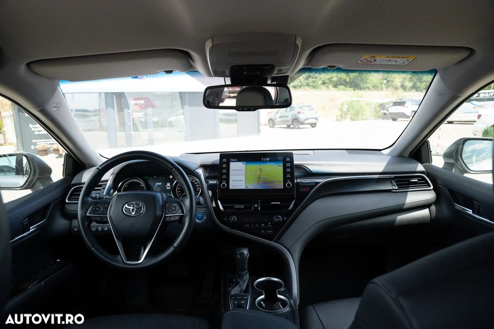 Toyota Camry 2.5 Dynamic - 9