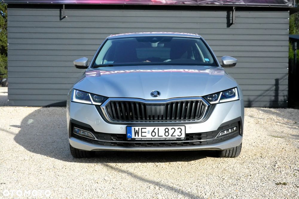 Skoda Octavia 2022 photo 2