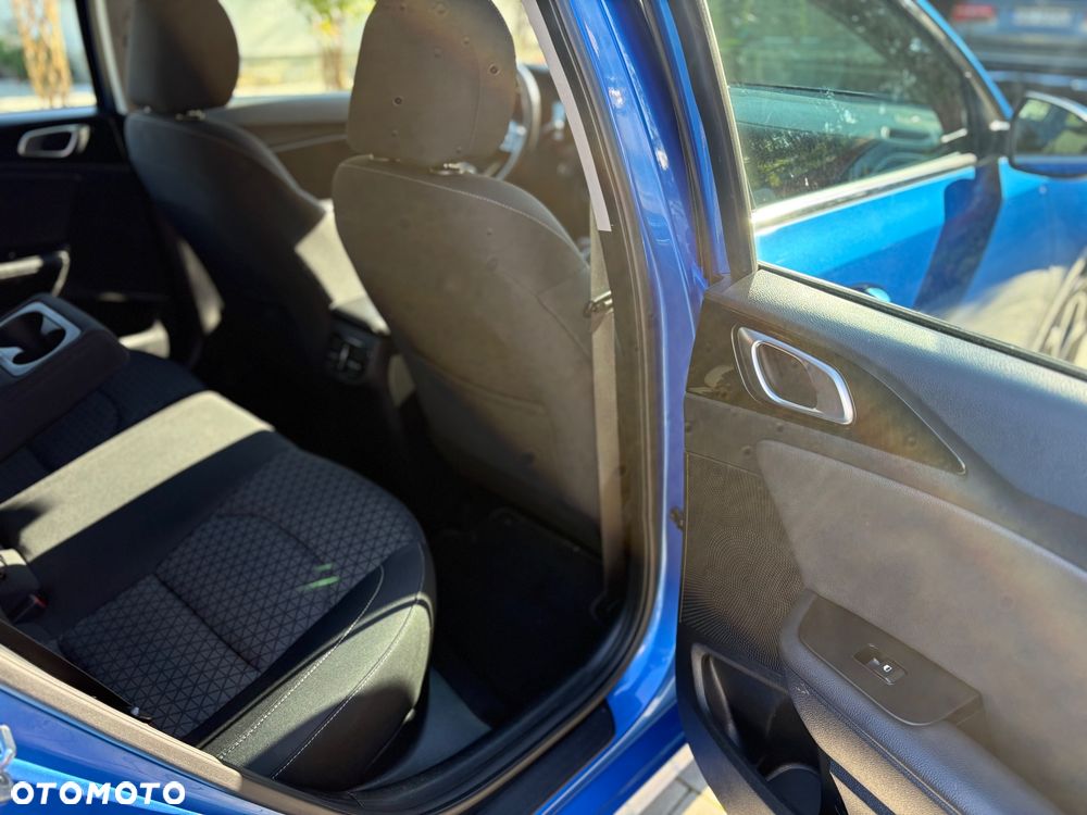Kia Ceed - 13