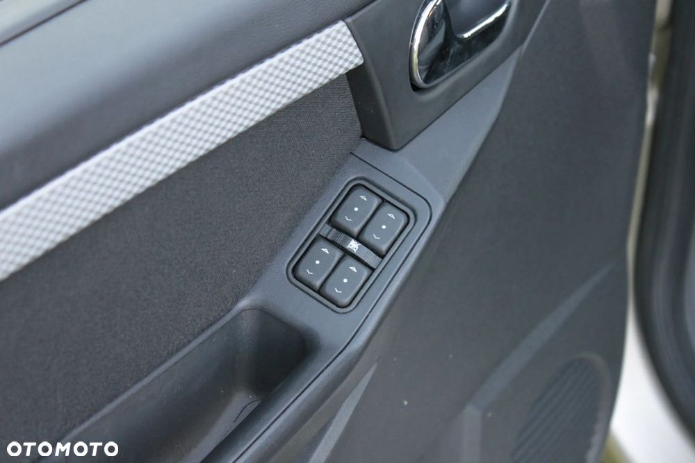Opel Meriva - 9