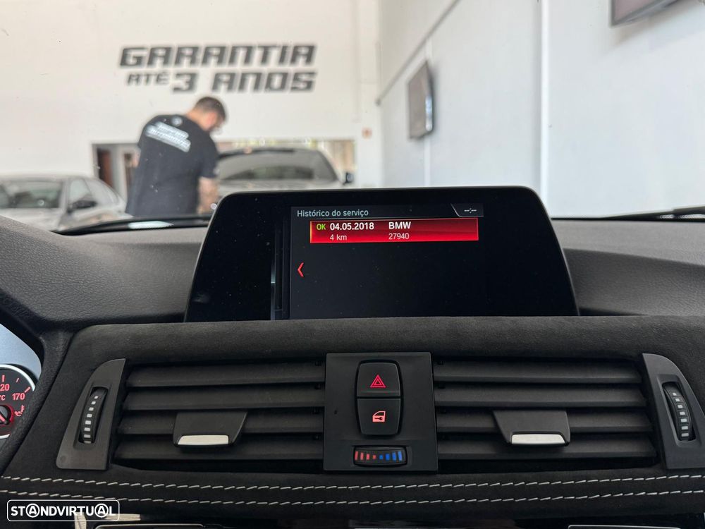 BMW 330 e iPerformance Pack M - 30