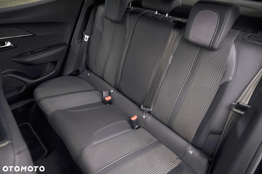Peugeot 2008 - 23