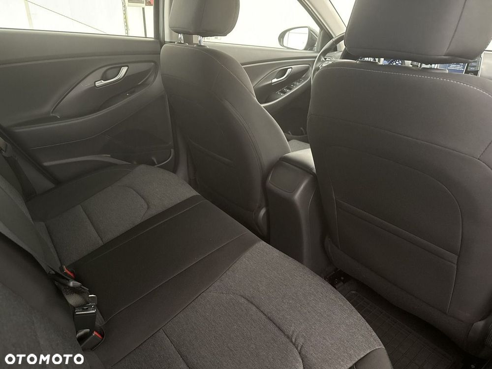 Hyundai i30 - 24