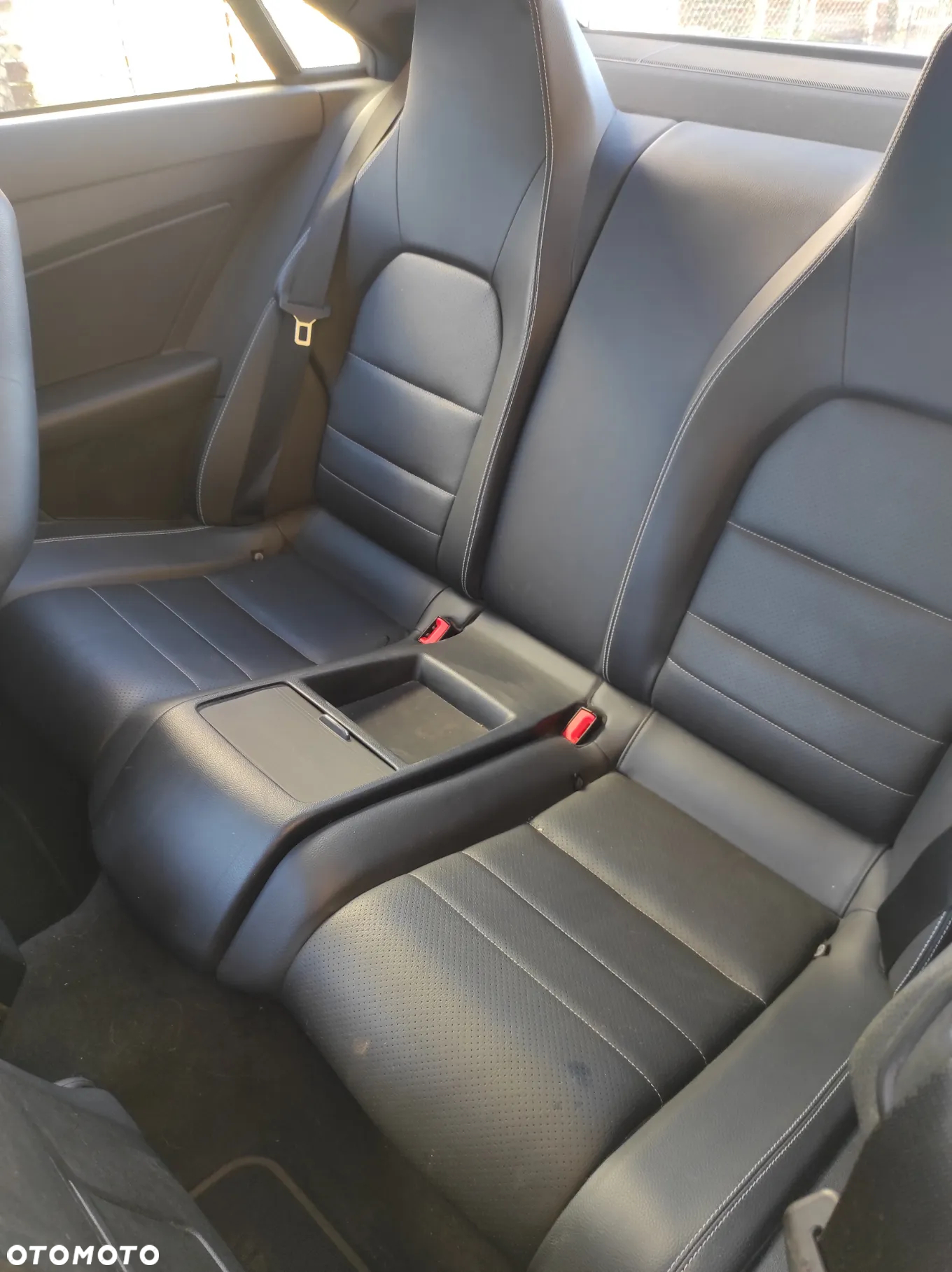 Mercedes-Benz Klasa E 200 CGI BlueEffICIENCY - 28