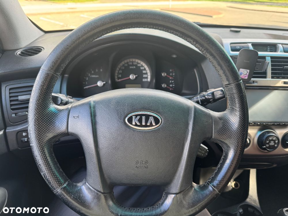 Kia Sportage 2.0 CRDi Tour - 11