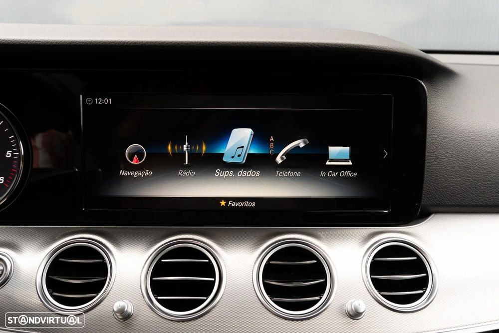 Mercedes-Benz E 220 - 16
