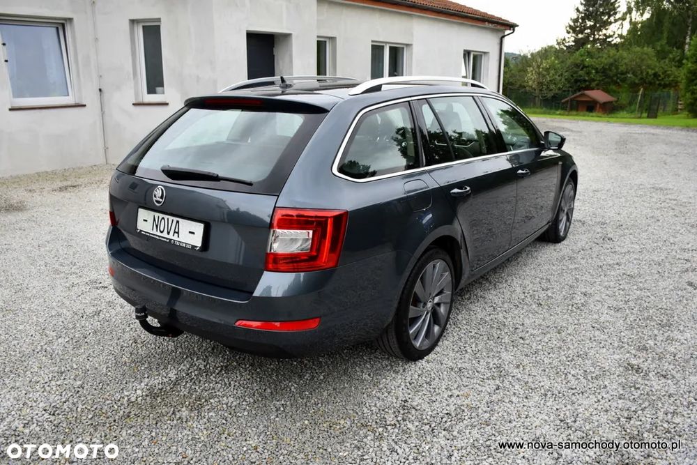 Skoda Octavia 2.0 TDI 4x4 L&K DSG - 15
