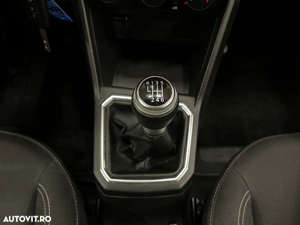 Dacia Logan TCe 90 MT6 Comfort - 23