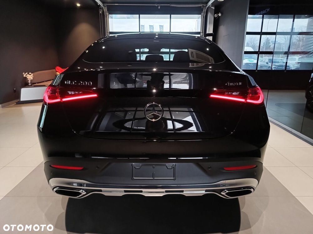 Mercedes-Benz GLC - 10