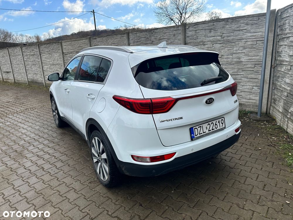 Kia Sportage 1.7 CRDI 2WD Dream-Team Edition - 15