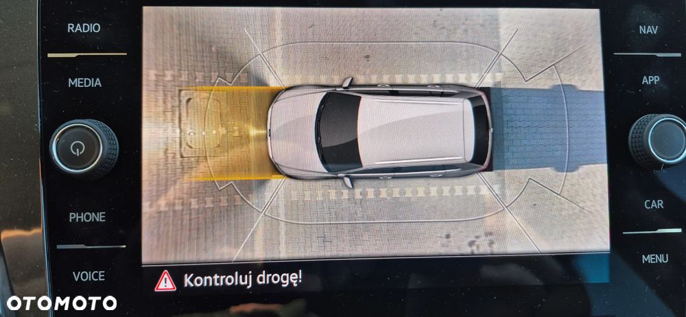 Volkswagen Tiguan - 24