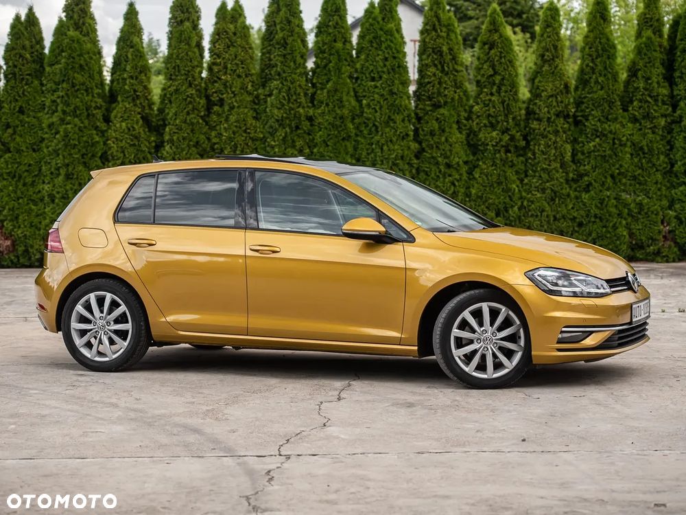 Volkswagen Golf 2.0 TDI BlueMotion Technology Edition - 3