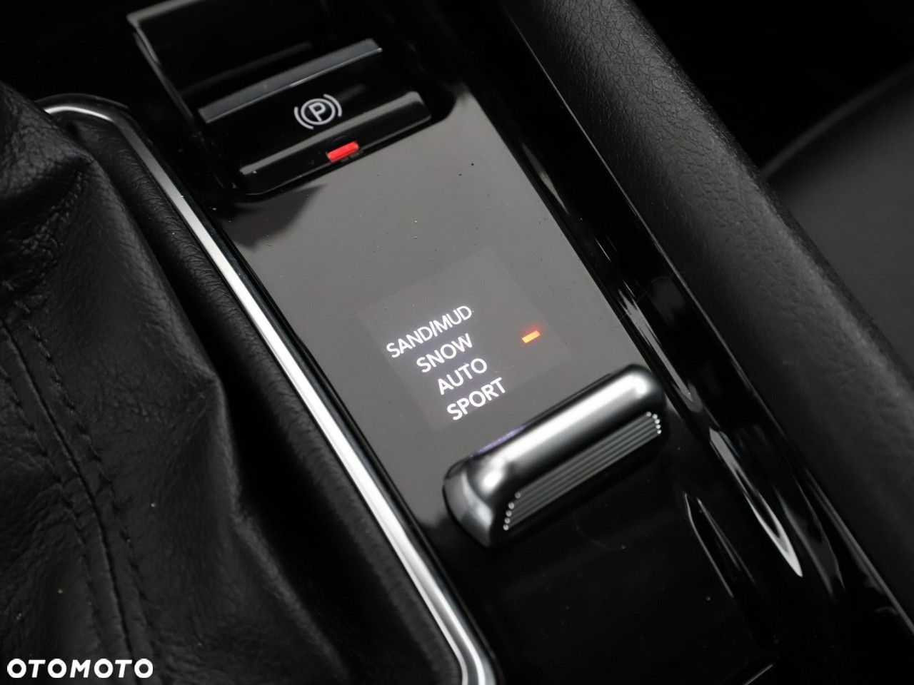 Jeep Compass 1.3 T4 4xe PLUG-IN HYBRID Automatik Limited - 34