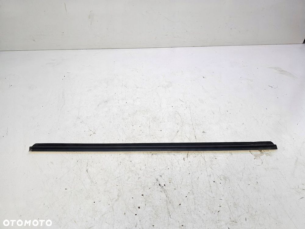 LISTWA BŁOTNIKA PRAWY TYŁ AUDI A3 8V CABRIO 8V7853268 - 4