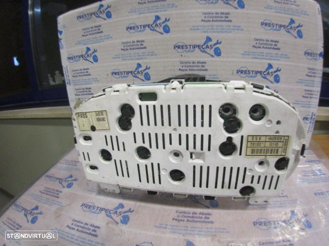 Quadrante 78100G110 HONDA CIVIC 7 2002 1.7CDTI 100CV 3P CINZENTO HM/H DIGITAL Danificado - 3