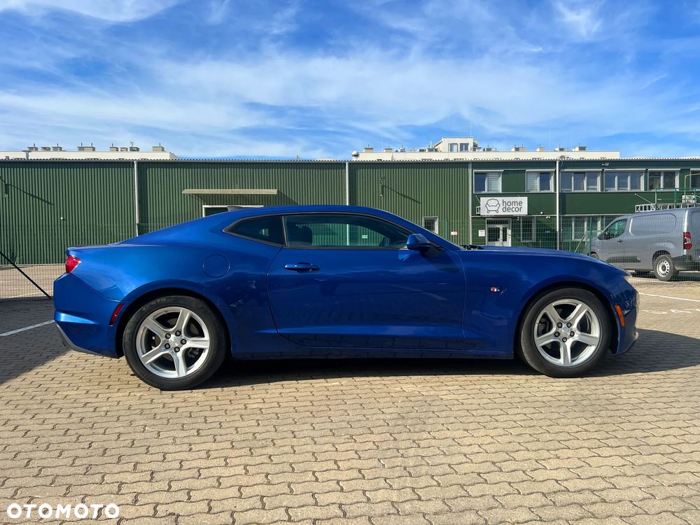 Chevrolet Camaro Coupe Touring 2.0 - 7