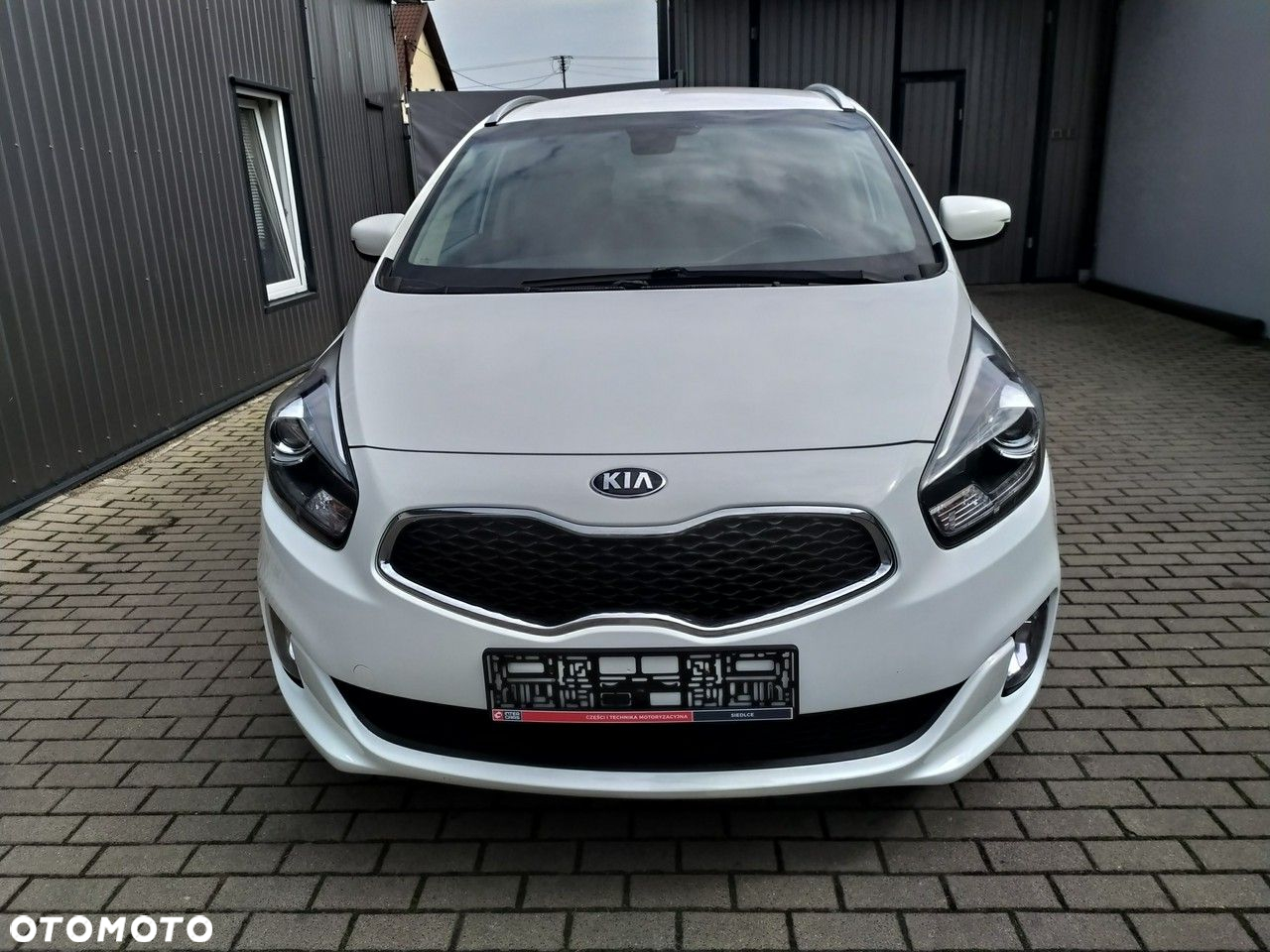 Kia Carens 1.7 CRDi Spirit - 11