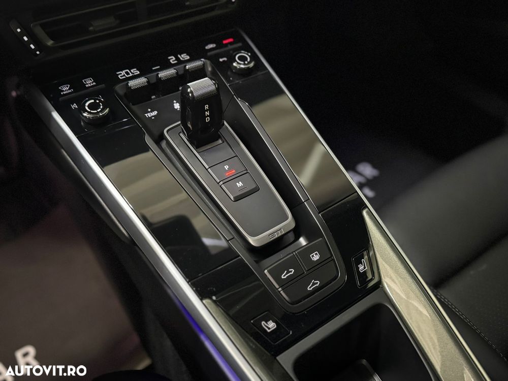 Porsche 911 Carrera PDK - 12