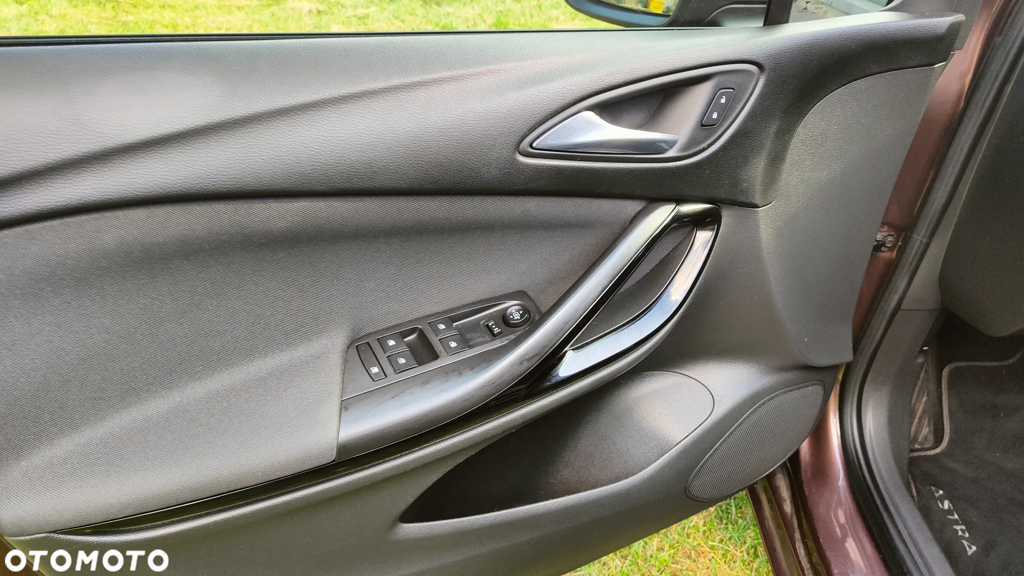Opel Astra 1.6 D (CDTI) Automatik Sports Tourer Business - 28