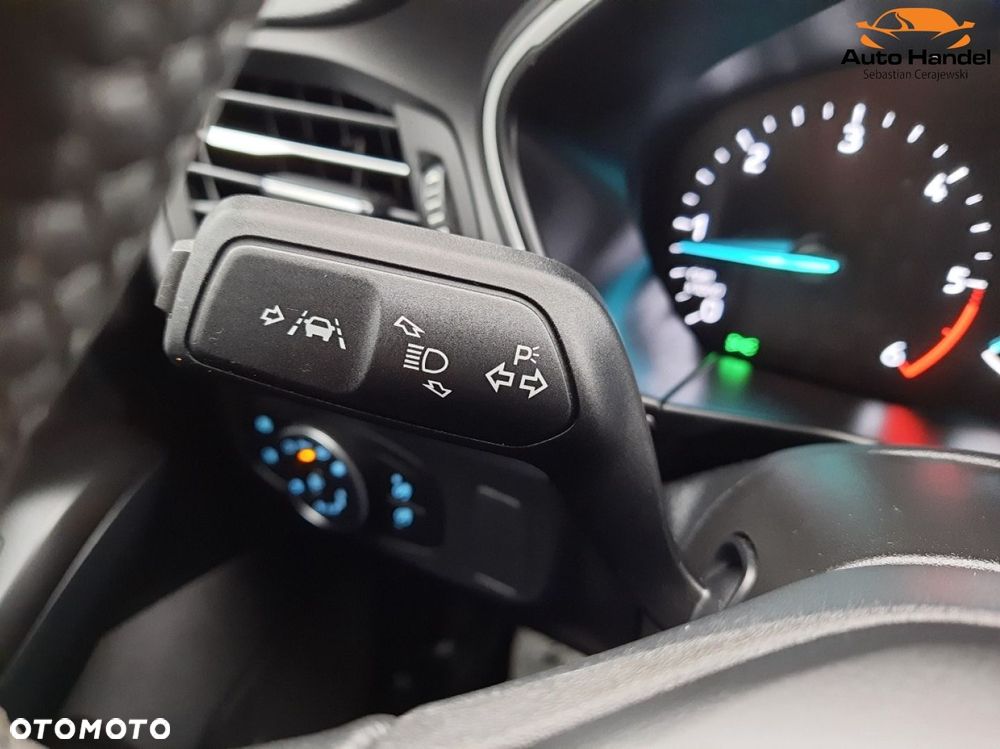 Ford Focus 1.5 EcoBlue STart-Stopp-System TITANIUM - 30