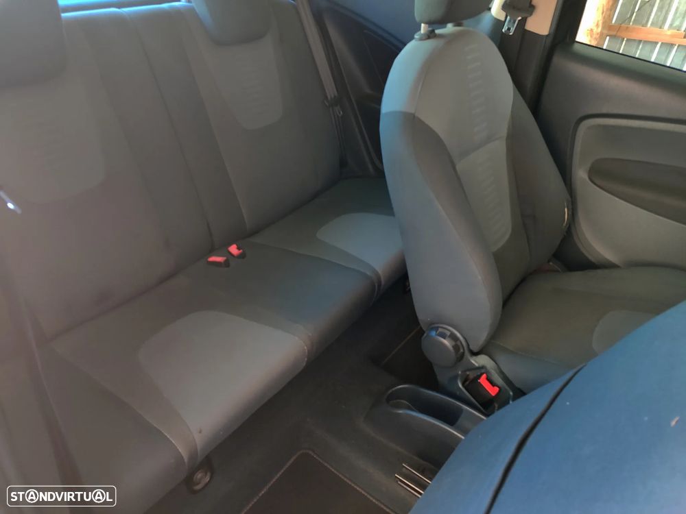 Ford KA 1.3 TDCi Titanium X - 9