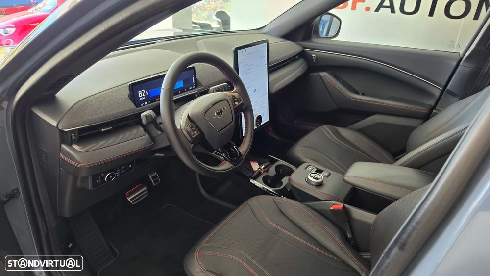 Ford Mustang Mach-E 98.7 kWh Premium - 43