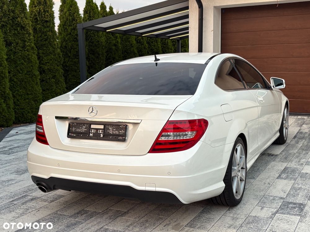 Mercedes-Benz Klasa C 180 (BlueEFFICIENCY) 7G-TRONIC - 3