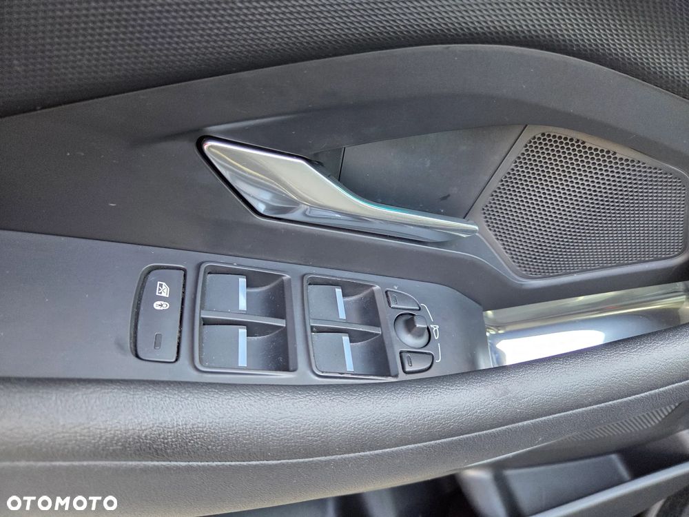 Jaguar E-Pace 2.0 i4P AWD - 32