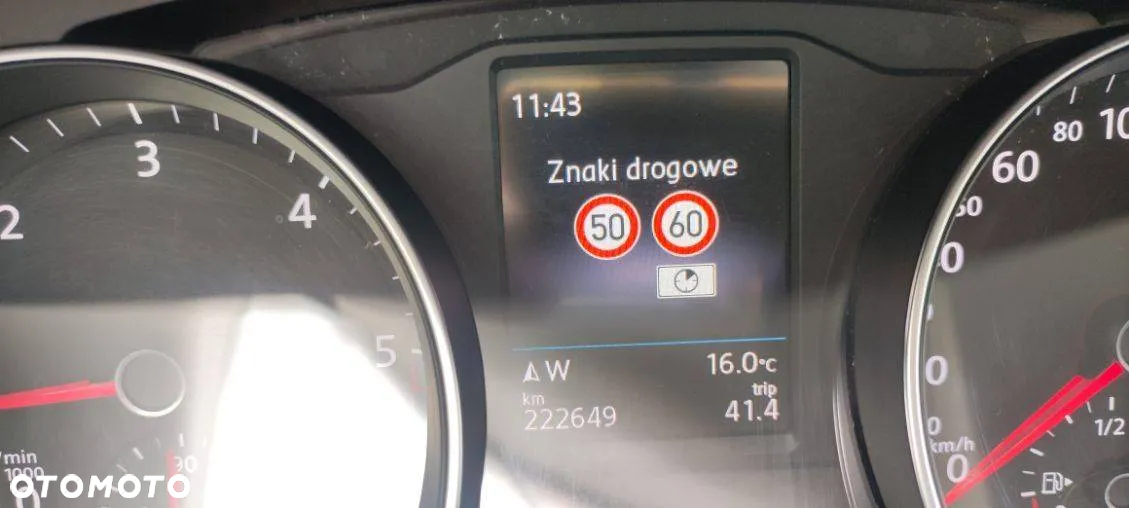 Volkswagen Passat 2.0 TDI SCR Comfortline - 10