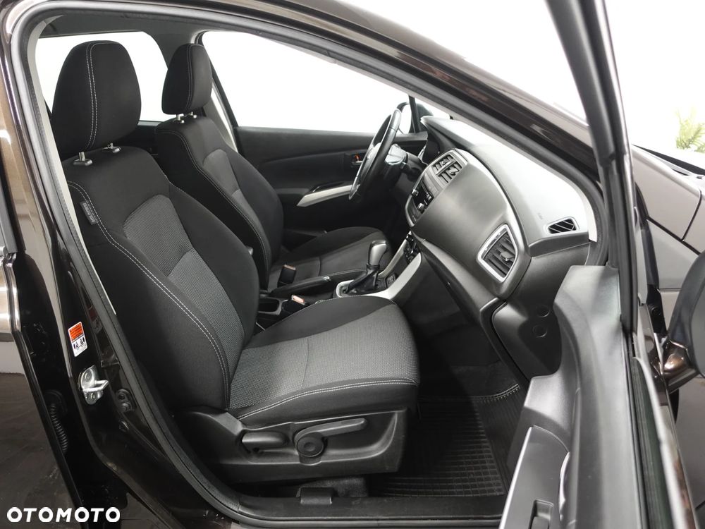 Suzuki SX4 S-Cross 1.6 VVT CVT 4x4 limited - 25