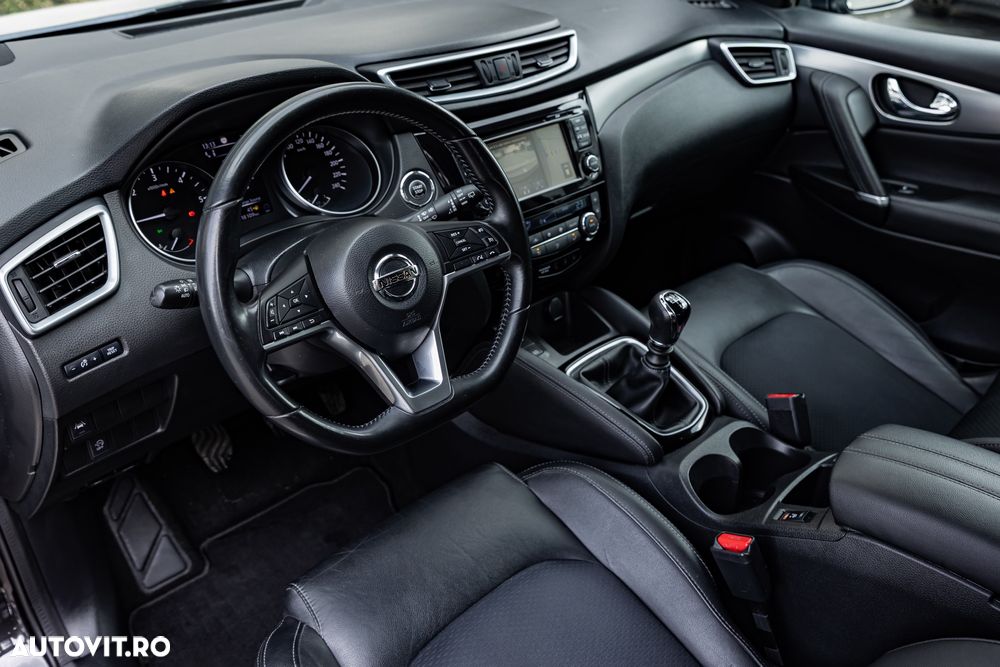 Nissan Qashqai 1.5 DCI Start/Stop Tekna - 18