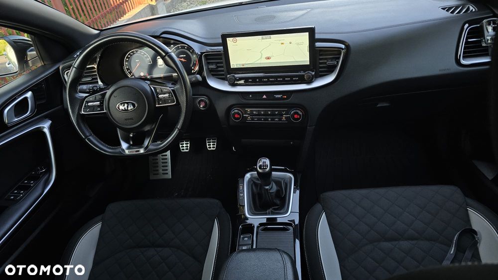 Kia ProCeed 1.5 T-GDI OPF GT LINE - 23