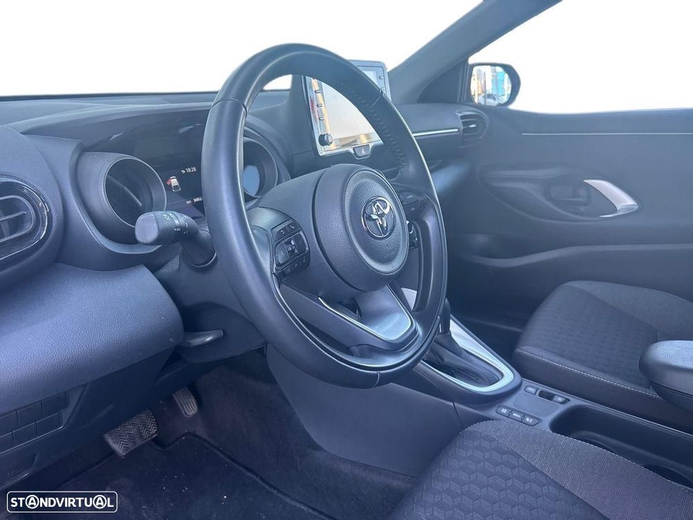 Toyota Yaris - 13