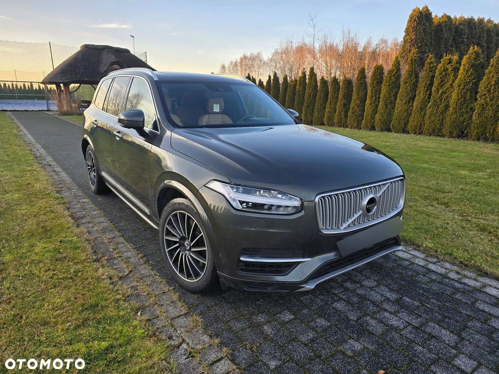 Volvo XC 90 - 1