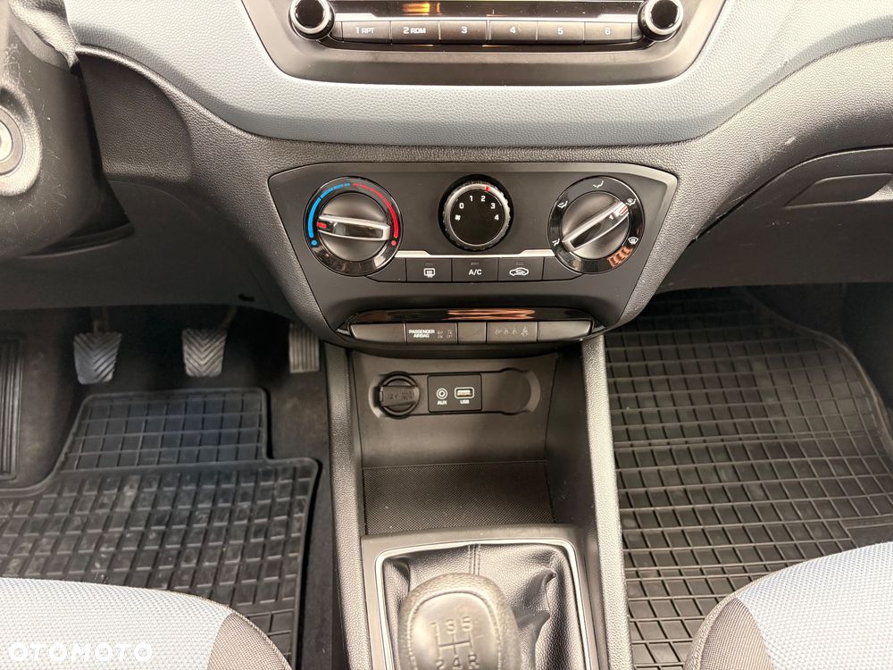 Hyundai i20 1.2 Comfort - 26