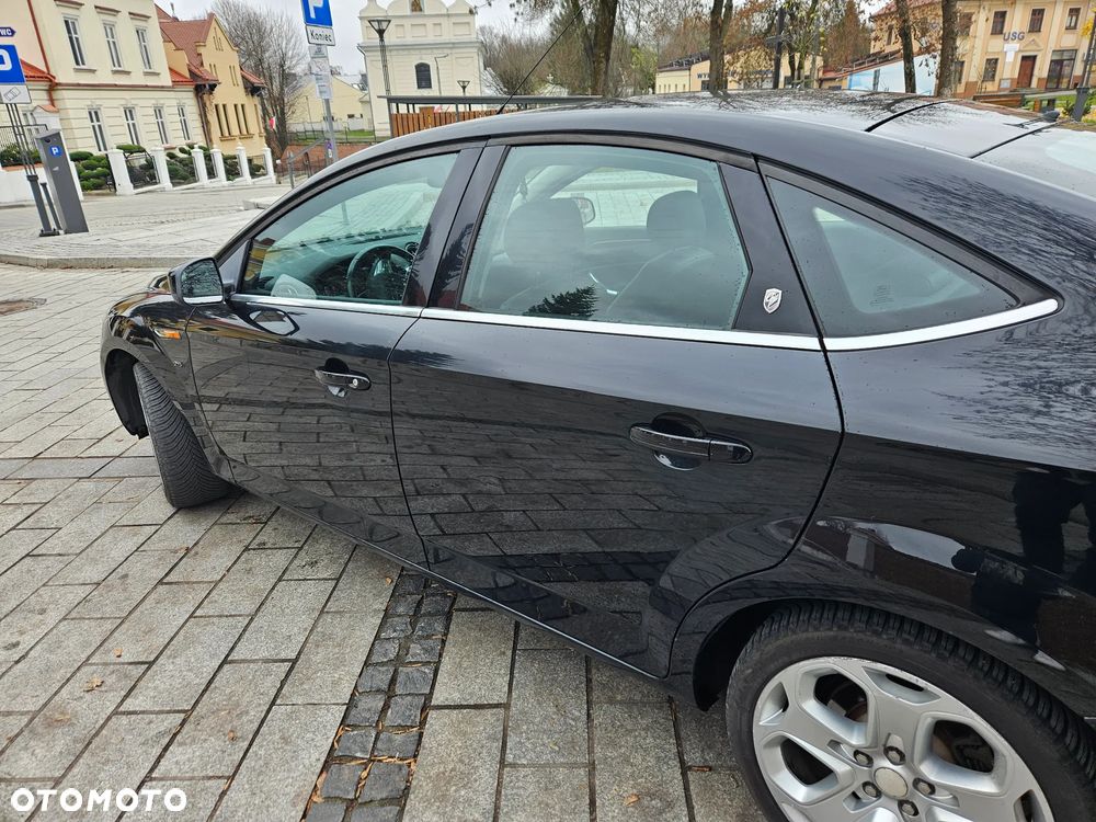 Ford Mondeo 2.5 Ghia X - 15