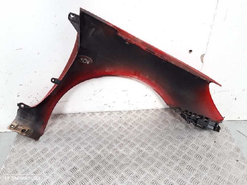 GUARDA-LAMAS FRONTAL ESQUERDO PEUGEOT 307 CC 2005 - - 3