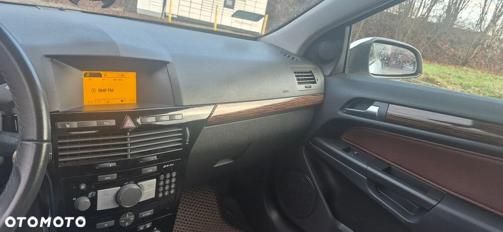 Opel Astra 1.8 Cosmo - 17