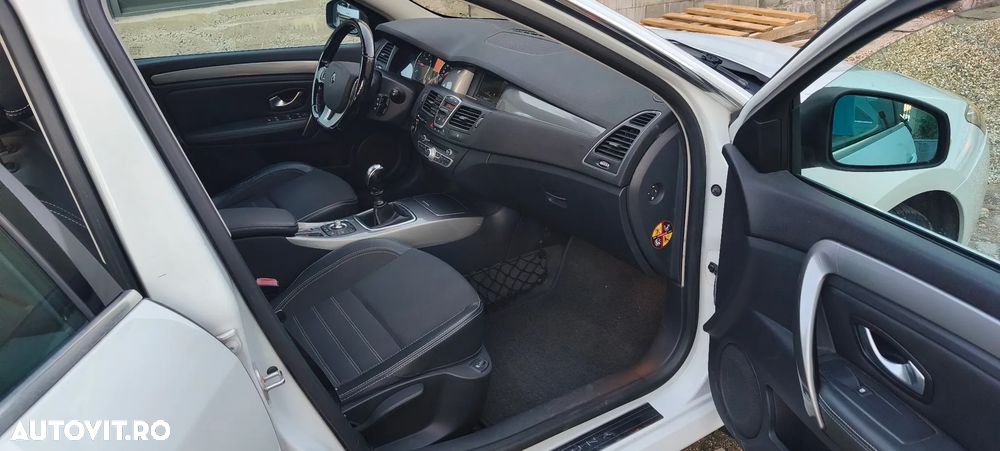 Renault Laguna dCi 150 FAP Start-Stop Dynamique - 6