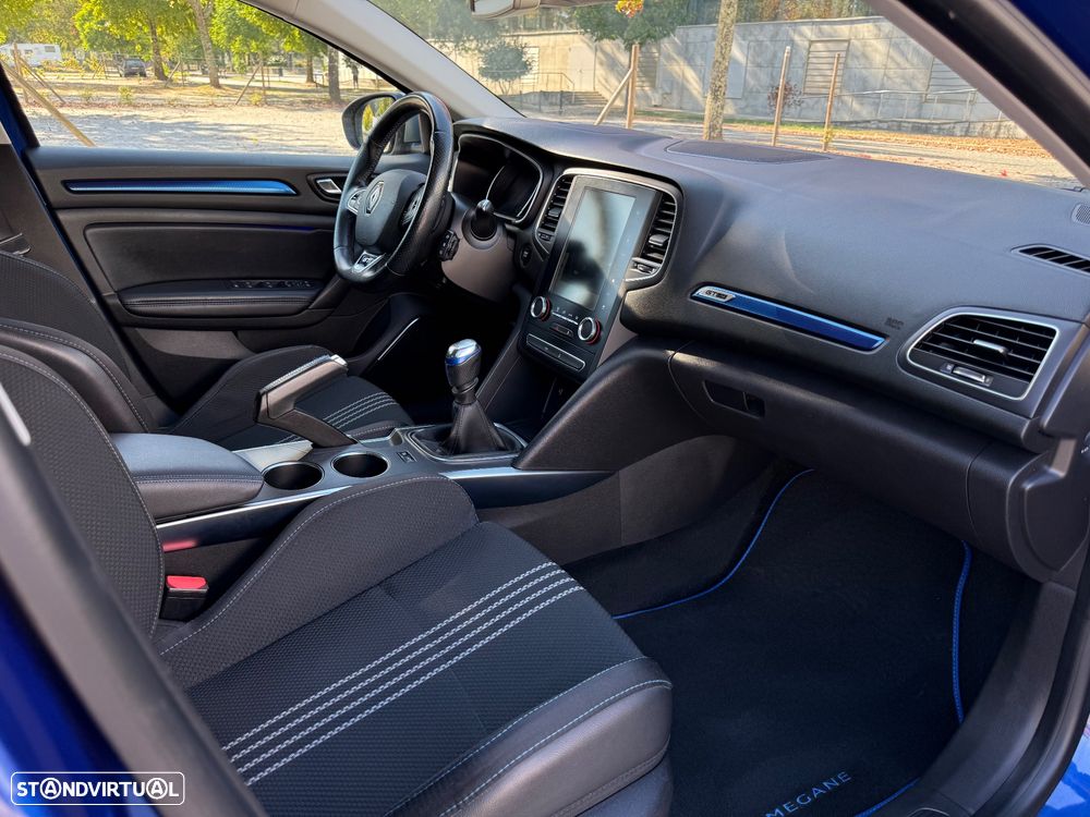 Renault Mégane Sport Tourer 1.6 dCi GT Line - 26