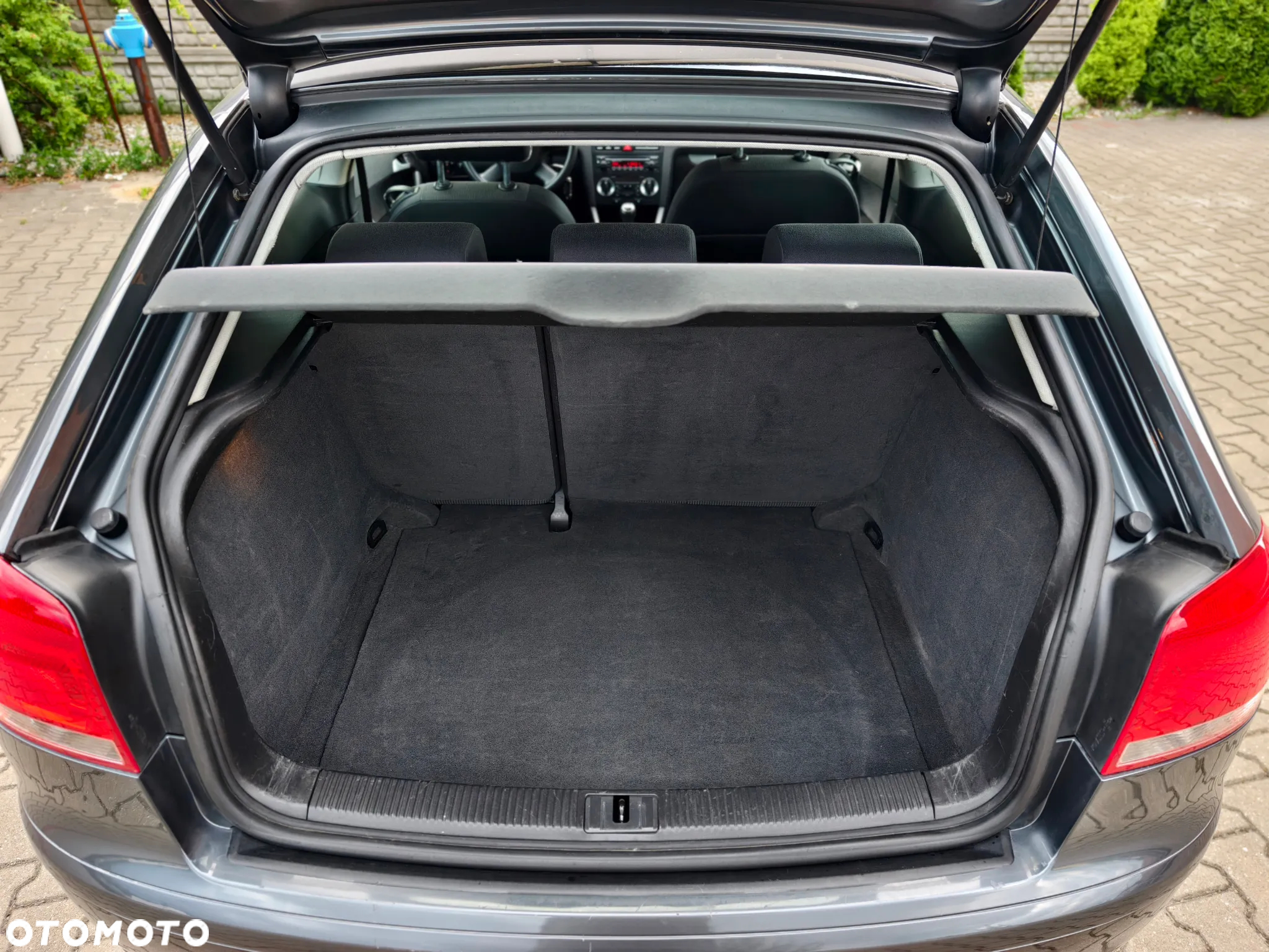 Audi A3 1.6 Attraction - 17