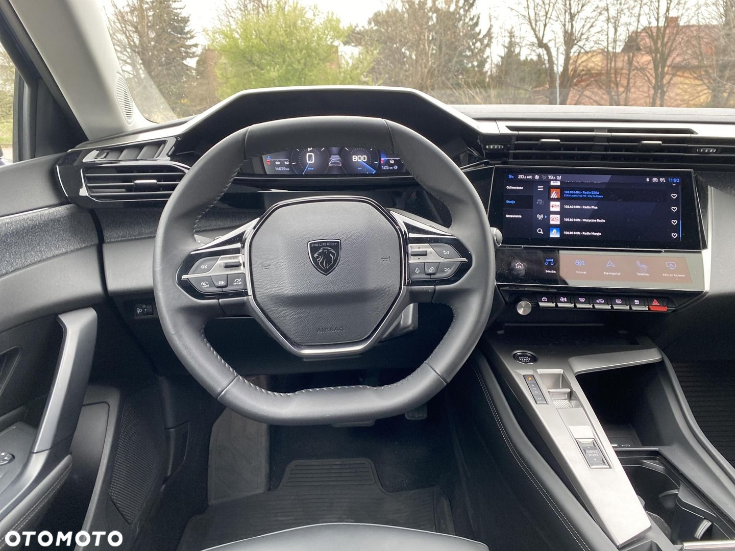 Peugeot 408 1.2 PureTech Allure S&S EAT8 - 17